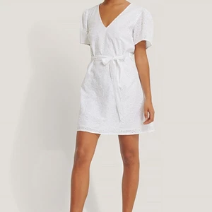 Nakd vit klänning - Oanvänd