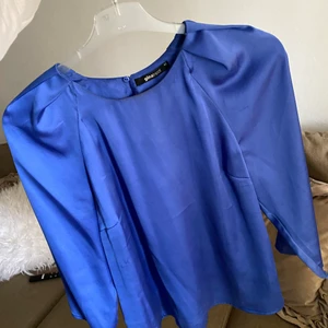 Silke blus - Jättefin färg 