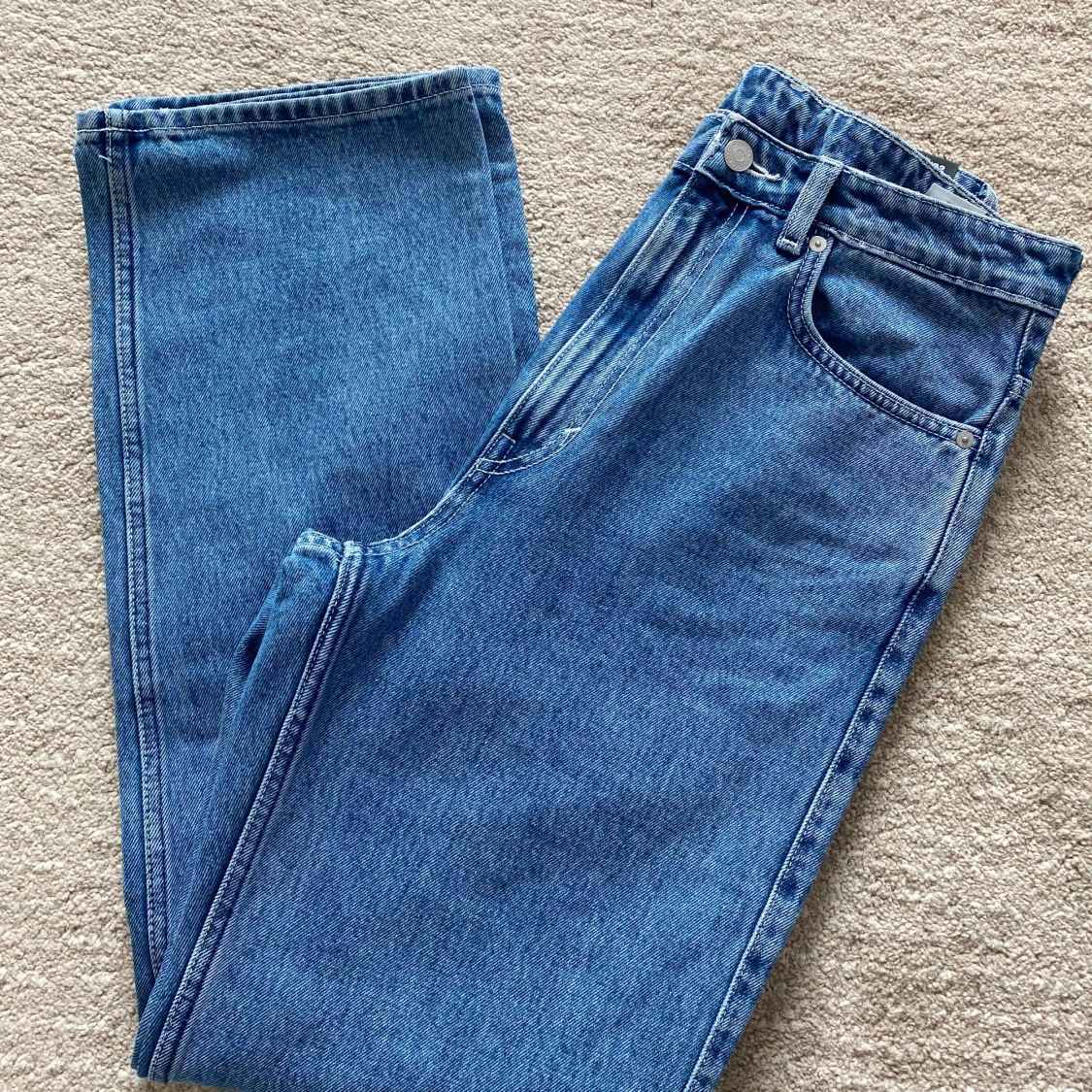 Oanvända jeans  - 91