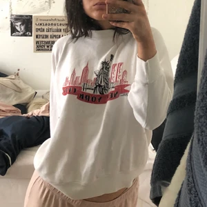 White jumper S/M/L - White cute comfortable jumper