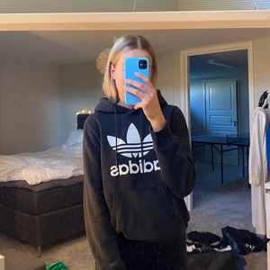 Adidas hoodie - Hoodie från Adidas i strl 36 / S 💙 köpt för 629kr 💙