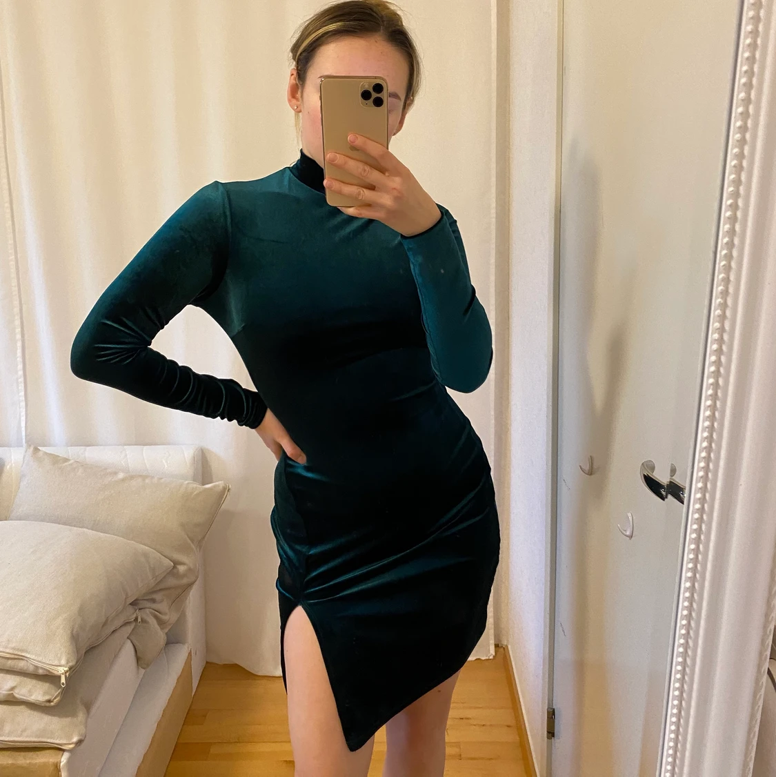 Grön sammetsklänning  - 90