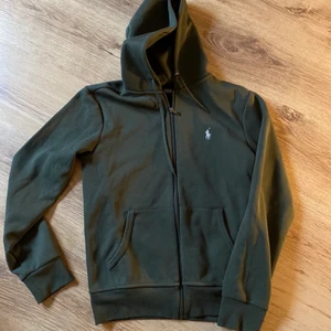 Polo Ralph Lauren Hoodie  - Hoodie från polo Ralph Lauren 💕 Helt ny därav priset! Storlek XS