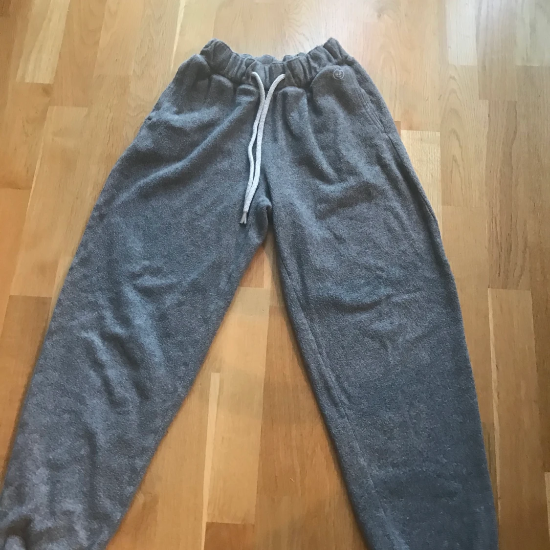 Hollister mjukis byxor  - 90