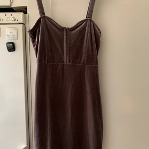 Klänning storlek 36  - Känning från hm 