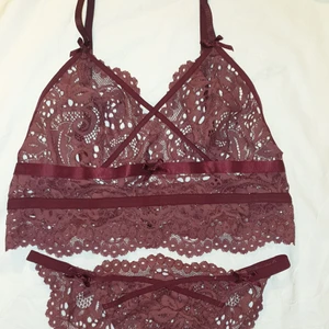 Spets underkläder  - Använd bara 1 gång! Endast toppen kvar för försäljning