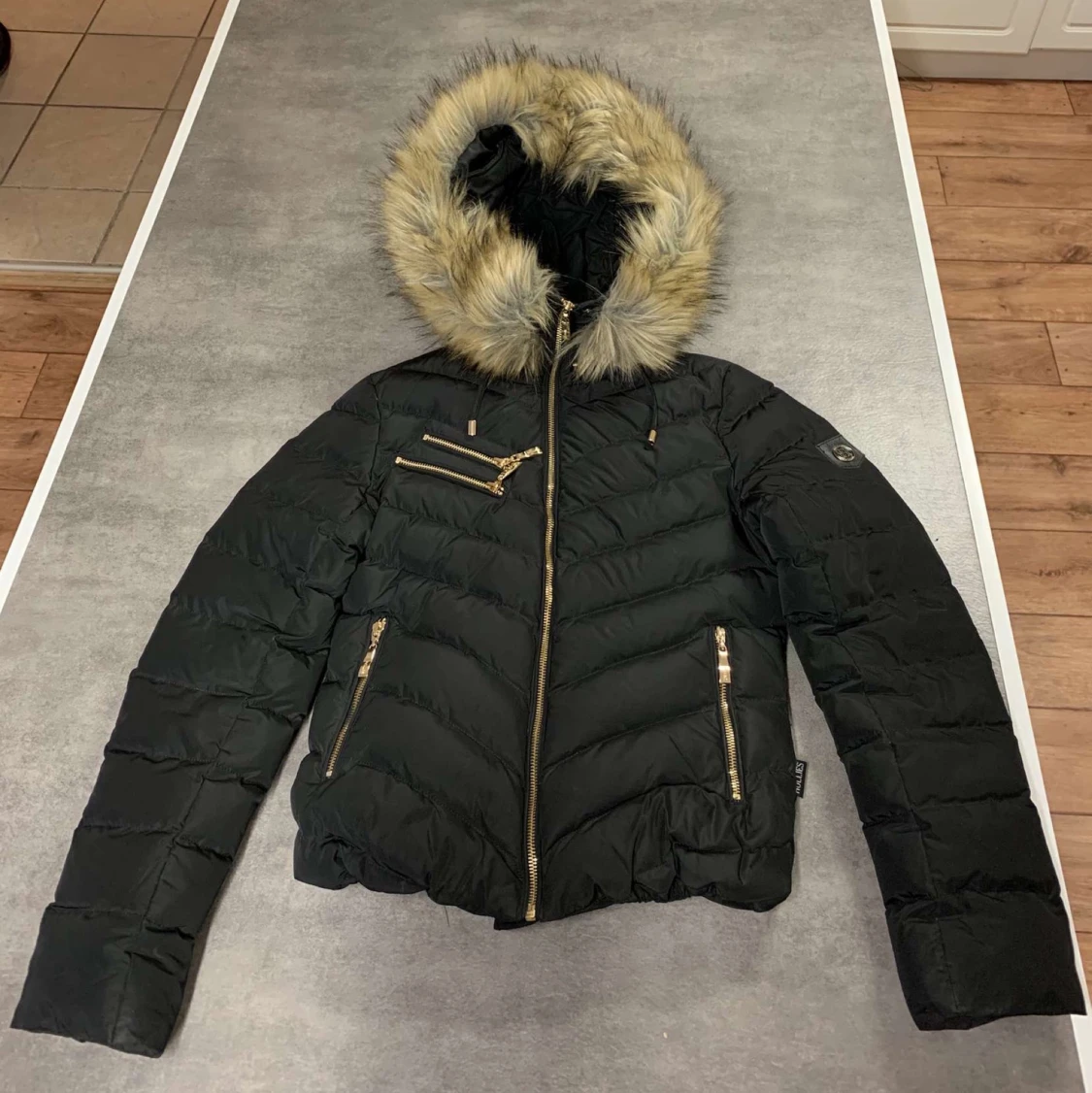 Hollies jacka 🤎 - 90