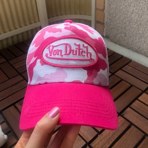 von dutch keps!! - intressekoll på denna keps från von dutch!!!💘💘
