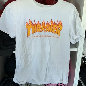 Thrasher tröja - Avänd några få gånger, strl S passar även xs/m