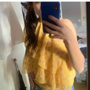 Blus gina - Superfin blus från Gina storlek 36! Anvönd en gång❤️ fraktas spårbar för 51kr och 36kr frimärken!❤️