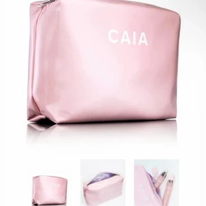 Caia nessisär - Hej! Säljer min nya caia nessisär då den inte föll mig i smaken, nypris 245 säljer för 200kr +frakt🎀