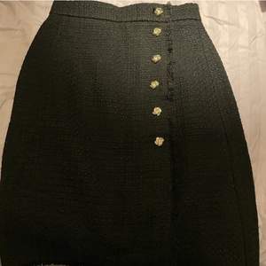 Fin kjol från H&M använd 1 gång, iprincip nytt skick