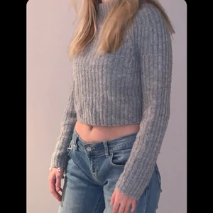 Stickad tröja - Stickad tröja från monki! Storlek S. Använd fåtal gånger så nyskick. 140kr + frakt!