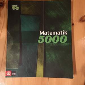 Säljer min systers mattebok från kursen matte 3b, använd endast av en person och i mycket bra skick. Boken är köpt från skolan hon gick på. Kontakta privat för frågor. Kan mötas i Västerås eller Eskilstuna, annars står köparen för frakten.