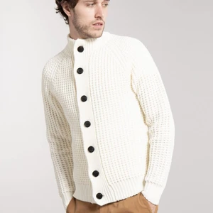 West with big mash - Vest with big mesh Slim fit High collar Button closure Ribbed finishes at the cuffs, collar and bottom of the garment L-size 