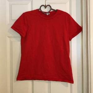 Röd T-shirt 