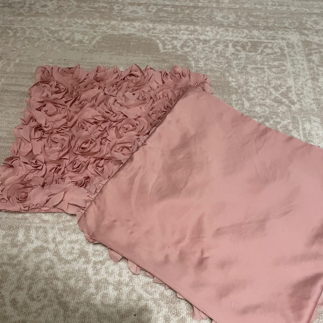 Två örngott till prydnadskuddar - 90