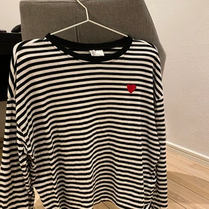 Tröja  - Supersöt randig tröja från HM