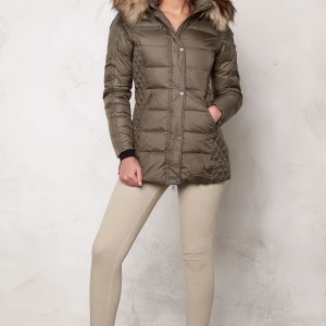 Rocknblue jacka beige mid strl S köptes för 3000 - Fin jacka strl S, funkar som M. 