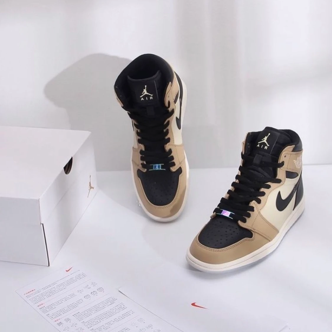 Jordan 1 Retro High Black Mushroom 🥶