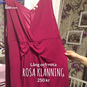 Rosa klänning - En rosa klänning för 250kr och är oanvänd. Den har storleken 48-50/XL