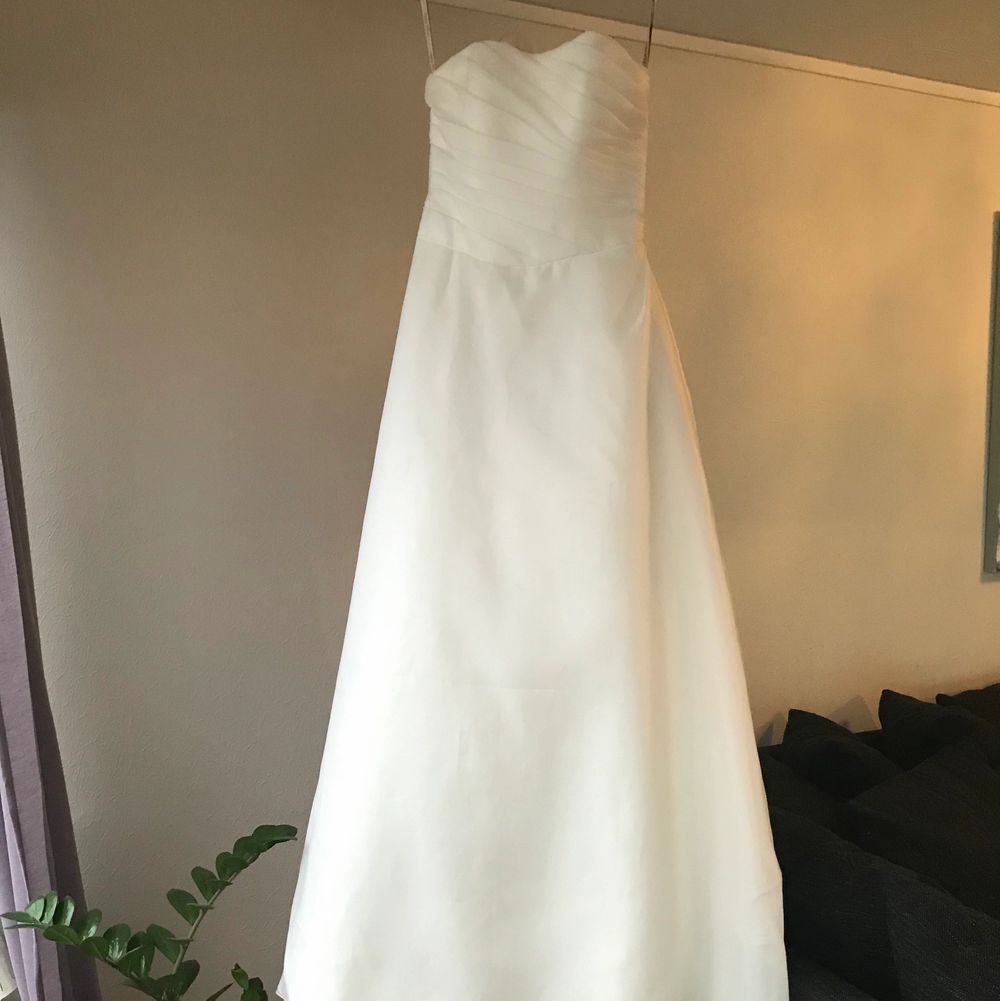 Brudklänning storlek 36 | Plick Second Hand