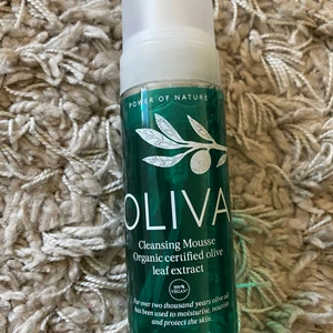 Oliva cleansing mousse - Oliva cleansing mousse endast testad.
