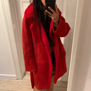 Martin Asbjørn shearling coat - Red shearling coat with reversible belt. Pockets. Super warm, comfy and chic. 