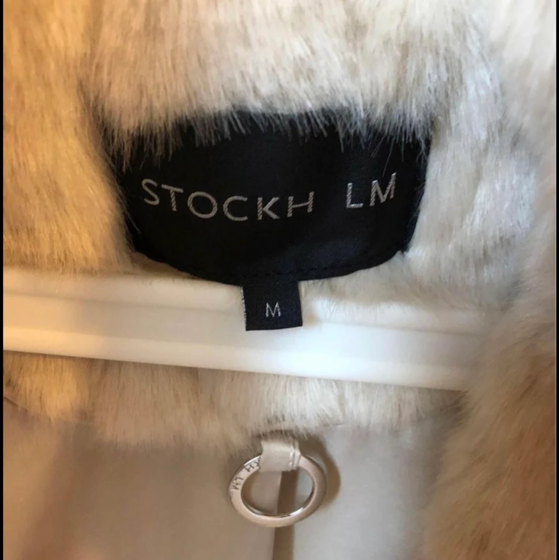 Oäkta pälsjackor dam  - 90