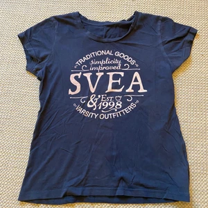 Svea T-shirt - Från Svea, ganska  sliten stlk XS