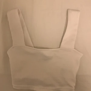 Topp - Den här tröjan är i storlek xxs! Köptes för ca 79kr!