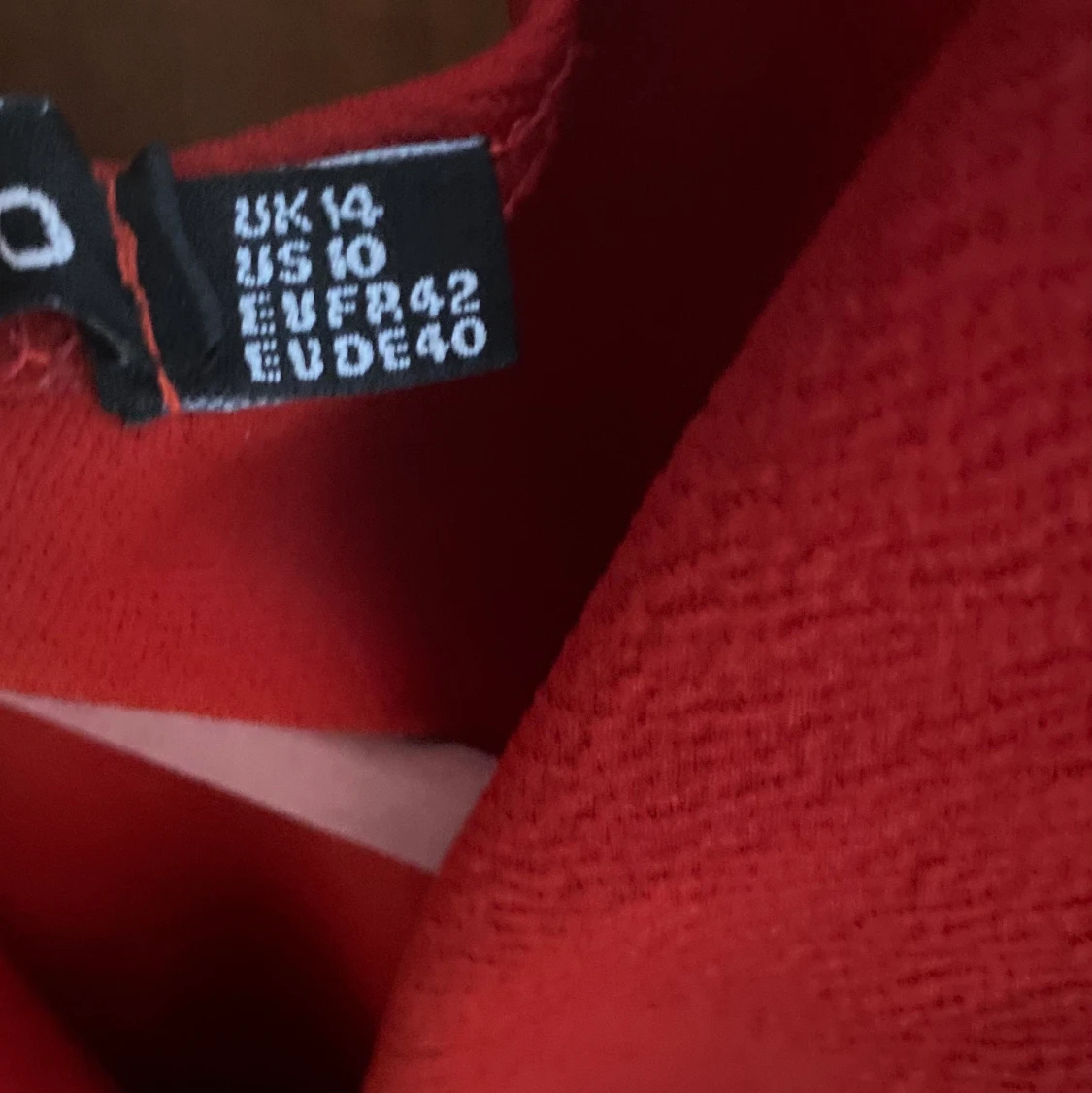 Röd omlott topp - 91