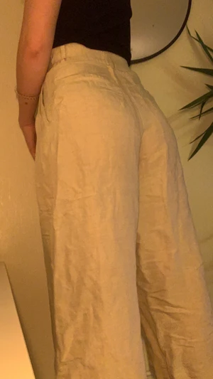 Linnebyxor från hm  - Linnebyxor från hm bara använda två gånger! 