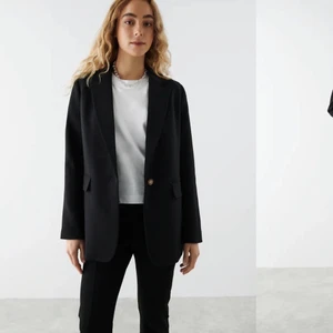 Blazer - Säljer min as snygga blazer ifrån Gina Tricot i storlek 34, säljer pga har tyvärr ej fått så mycket användning som jag önskat av den!!☺️ Nypris 600