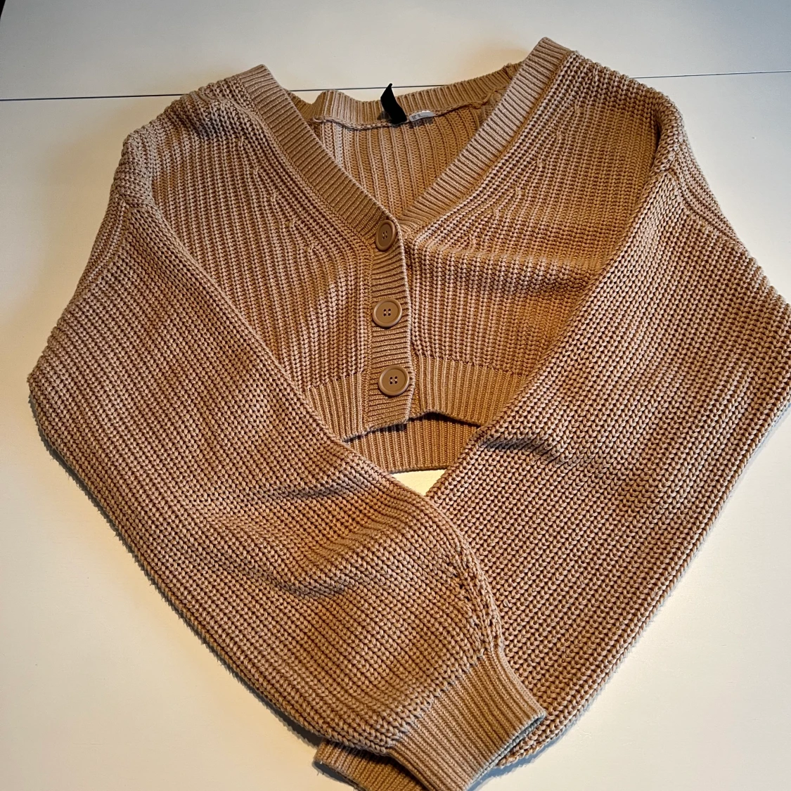 Brun/beige stickad kofta 