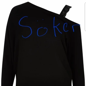 SÖKER  - söker tröjan på bild märke River Island