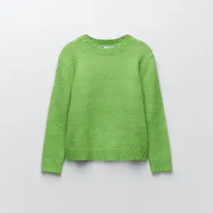Stickad grön tröja från zara. Nypris 300. Oanvänd, mycket bra skick :)