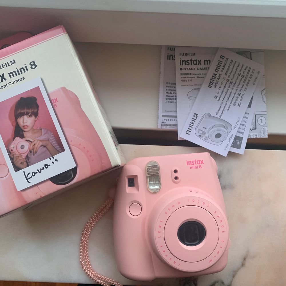 Rosa Instax Mini 8 Polaroidkamera Plick Second Hand Rosa Instax Mini 8 Polaroidkamera Plick Second Hand