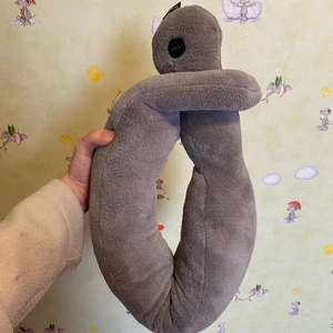 Massage maskin - Säljer då den aldrig blir använd! Vid köp av fler plagg kan jag fixa paket pris :-)