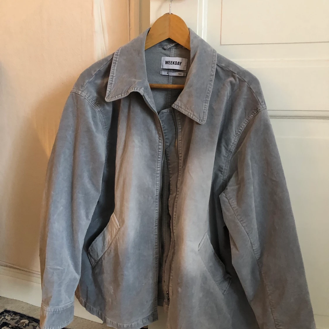 Grå Jacka från Weekday