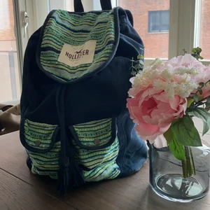 Hollister ryggsäck  - Hollister  ryggsäck blå och grön 💙💚💙💚💙💚