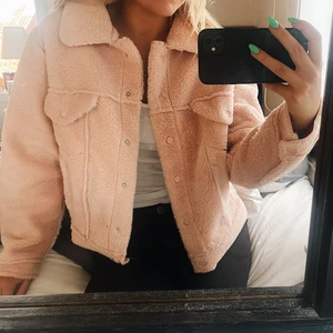 Teddy jacka - Aldrig använd så är i superbra skick! Från Cubus 