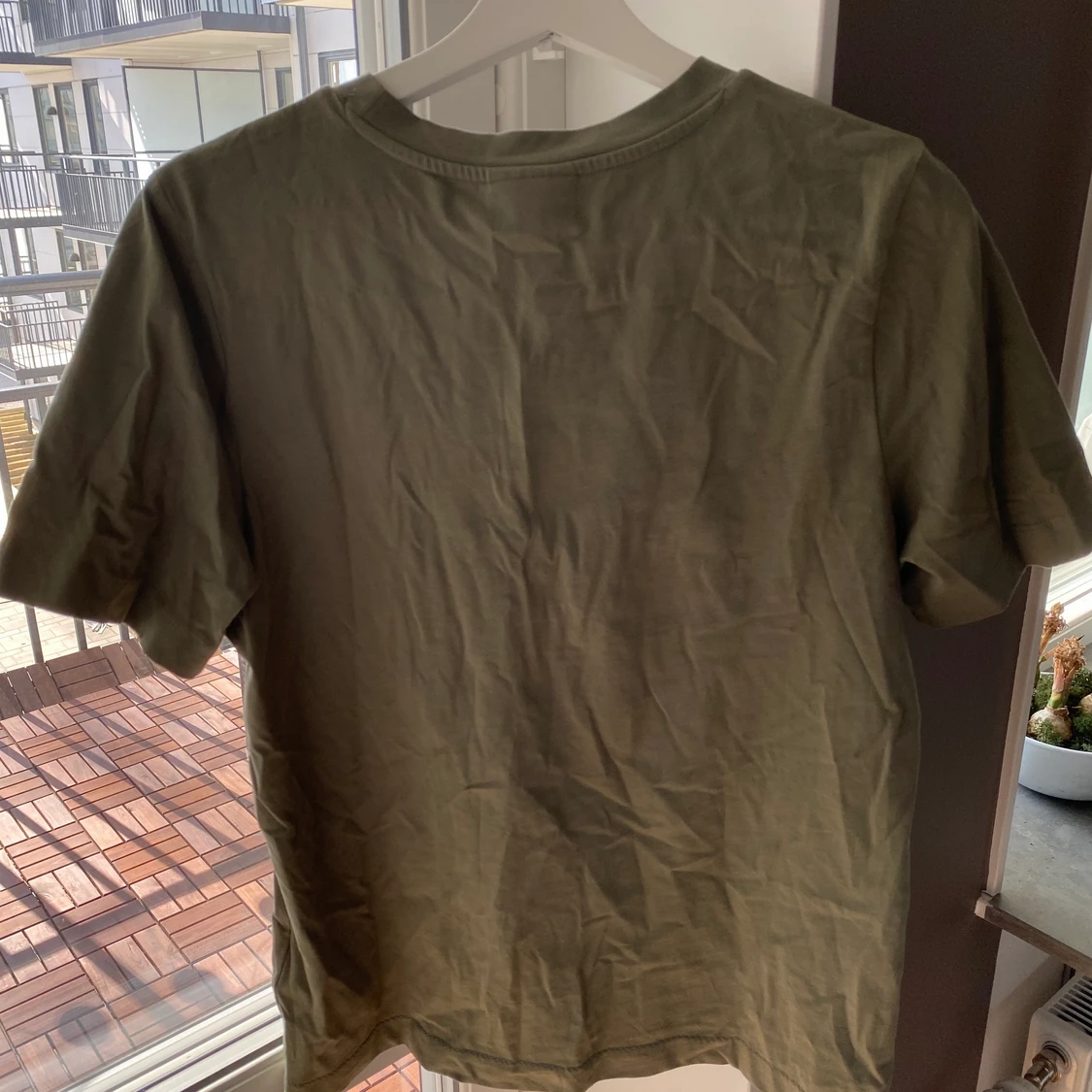 Khakigrön T-shirt tjockt tyg - 91