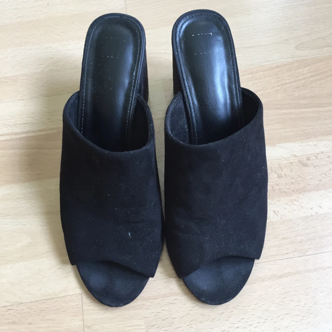 Svarta Sandaletter  - 90