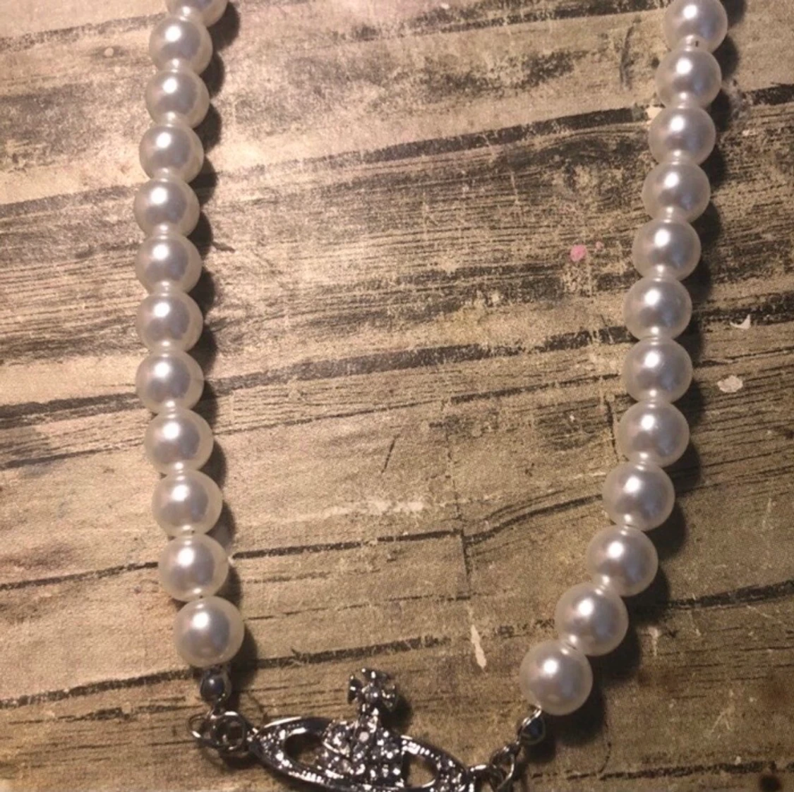 Fake pearl necklace  - 90