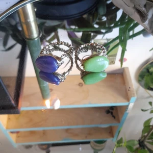 Nya. - Gjorde dom båda samtidigt.