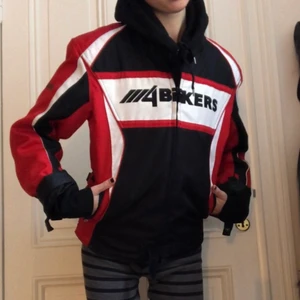 Motorcykeljacka  - Så gott som ny motorcykeljacka