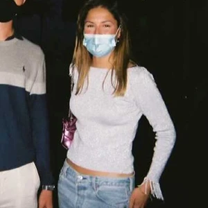 Glittrig silver tröja - Sååååååå otroligt fin tröja. Jättebra skick. Ändats använd ett fåtal gånger. Köpt från isabelmarant vintage.