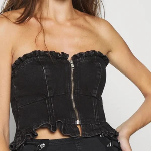 Intressekoll  - Den a topp som är slutsåld, inköpt för ca 400 kr☺️