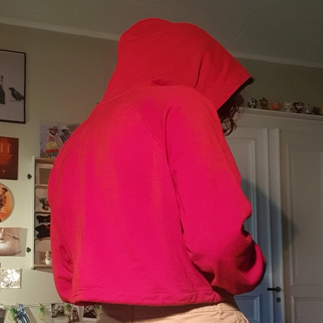 Röd luvjacka - 91